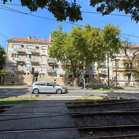 Oasis Apartman Ii. Szeged Exteriör bild